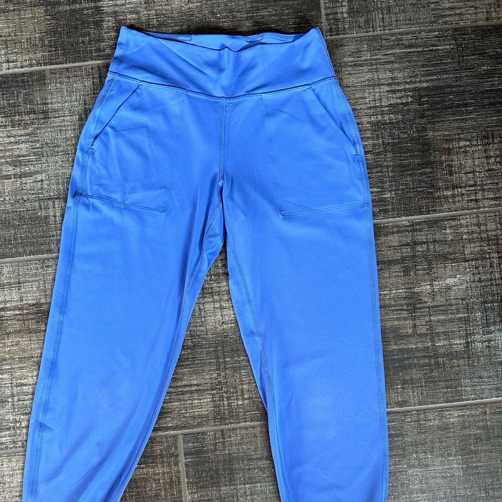 COPY - Lululemon Womens align joggers size 8